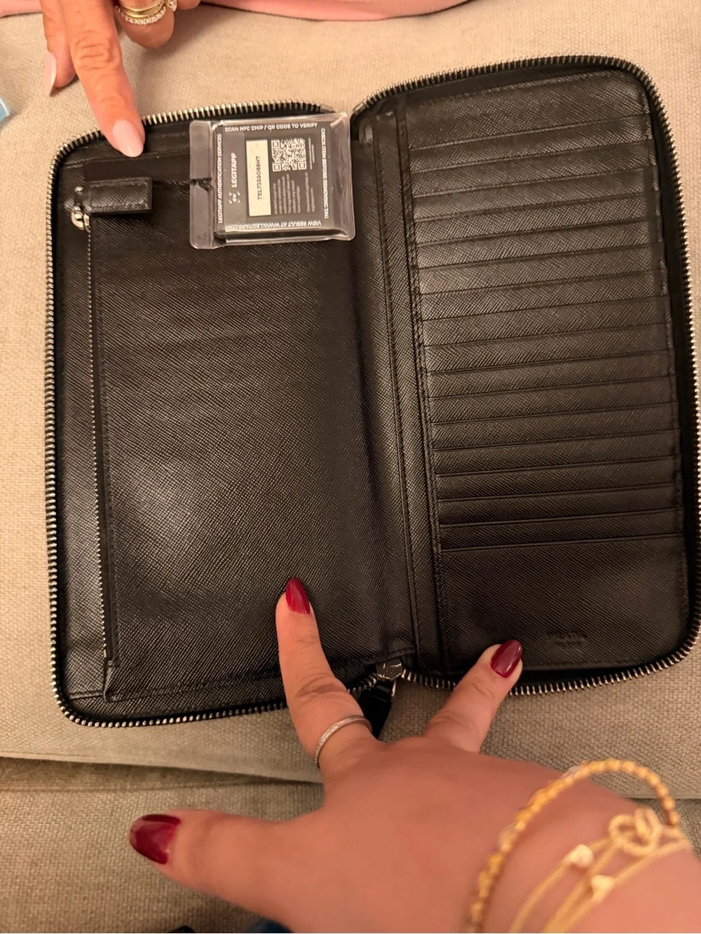 Prada zip around